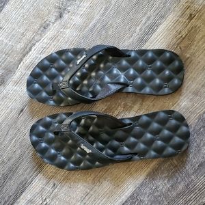 Reef flip flops
